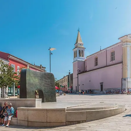 Two-bedroom In Svlovrec * Jakici